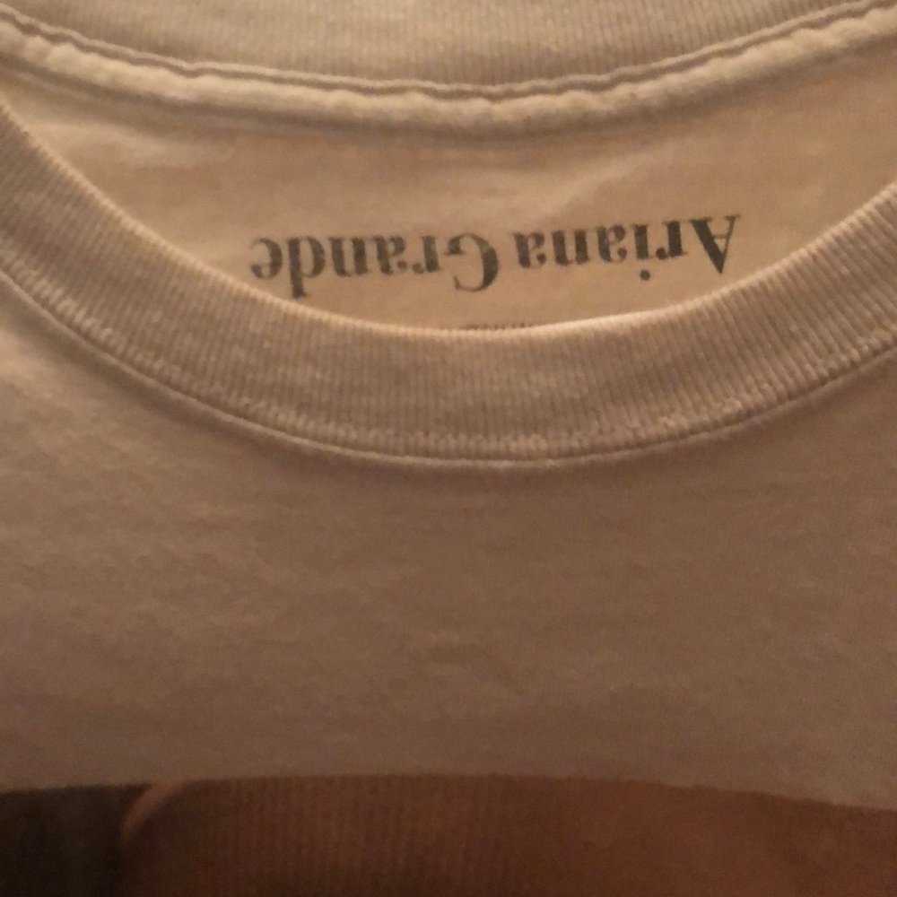 ariana grande basic tee - Picture 2 of 2